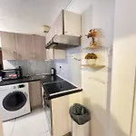2 Bedroom Flat Ground Floor Nw1