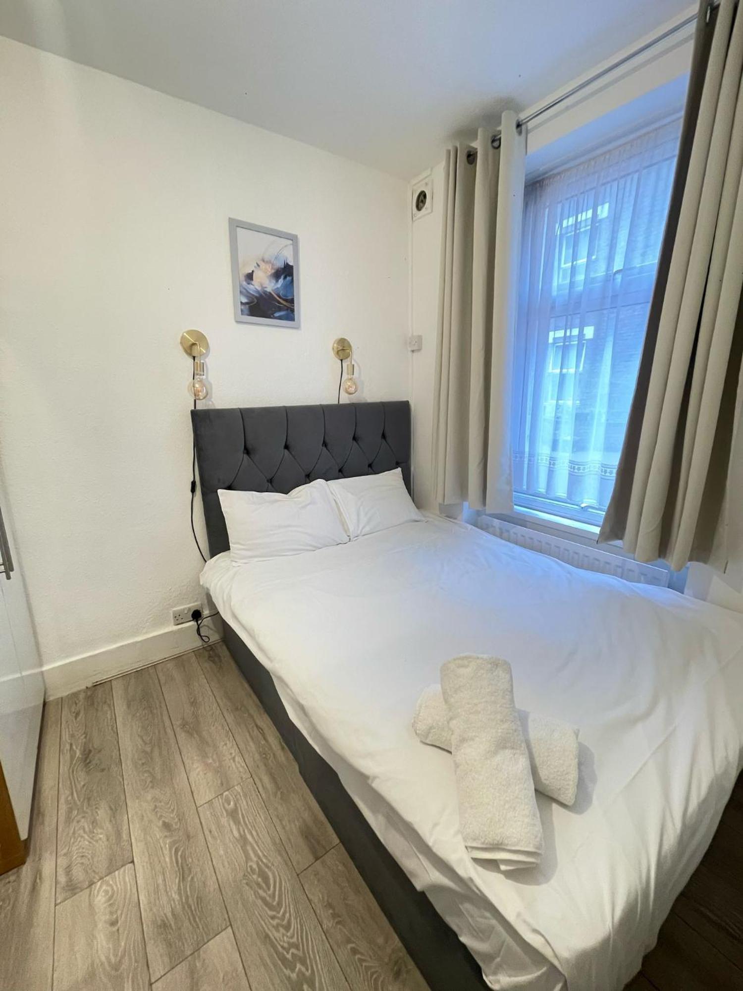 Apartamento 2 Bedroom Flat Ground Floor Nw1 Londres