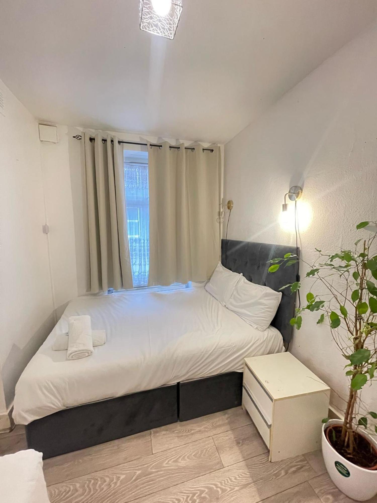 Apartamento 2 Bedroom Flat Ground Floor Nw1 *